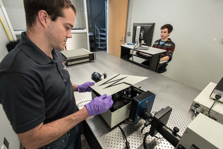 Researcher Dave Hollingshead works at Nanotech West lab.